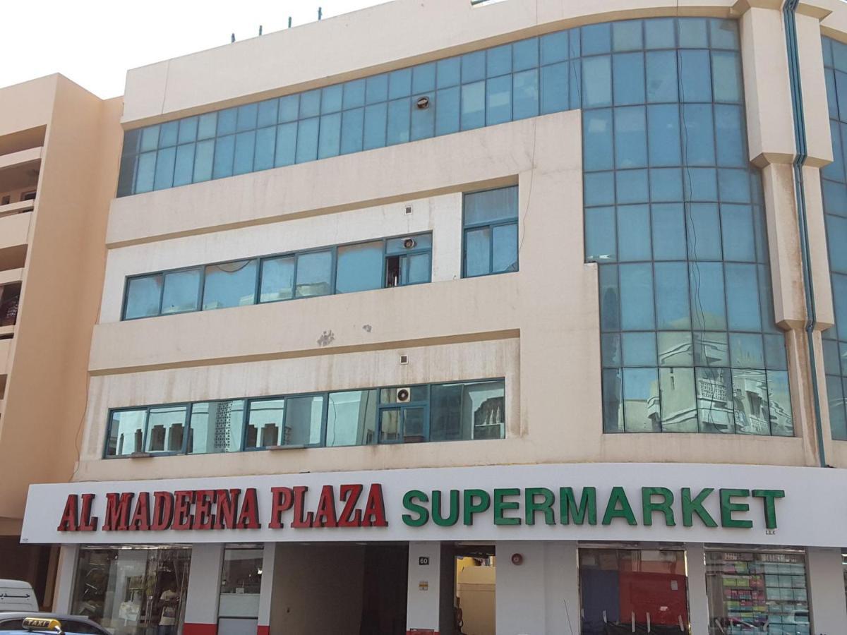 Brand New Boys Hostel 5 Min Walk From Burjuman Metro Station Exit-4 With All Brand New Furnishings & Free Facilities Dubai Bagian luar foto